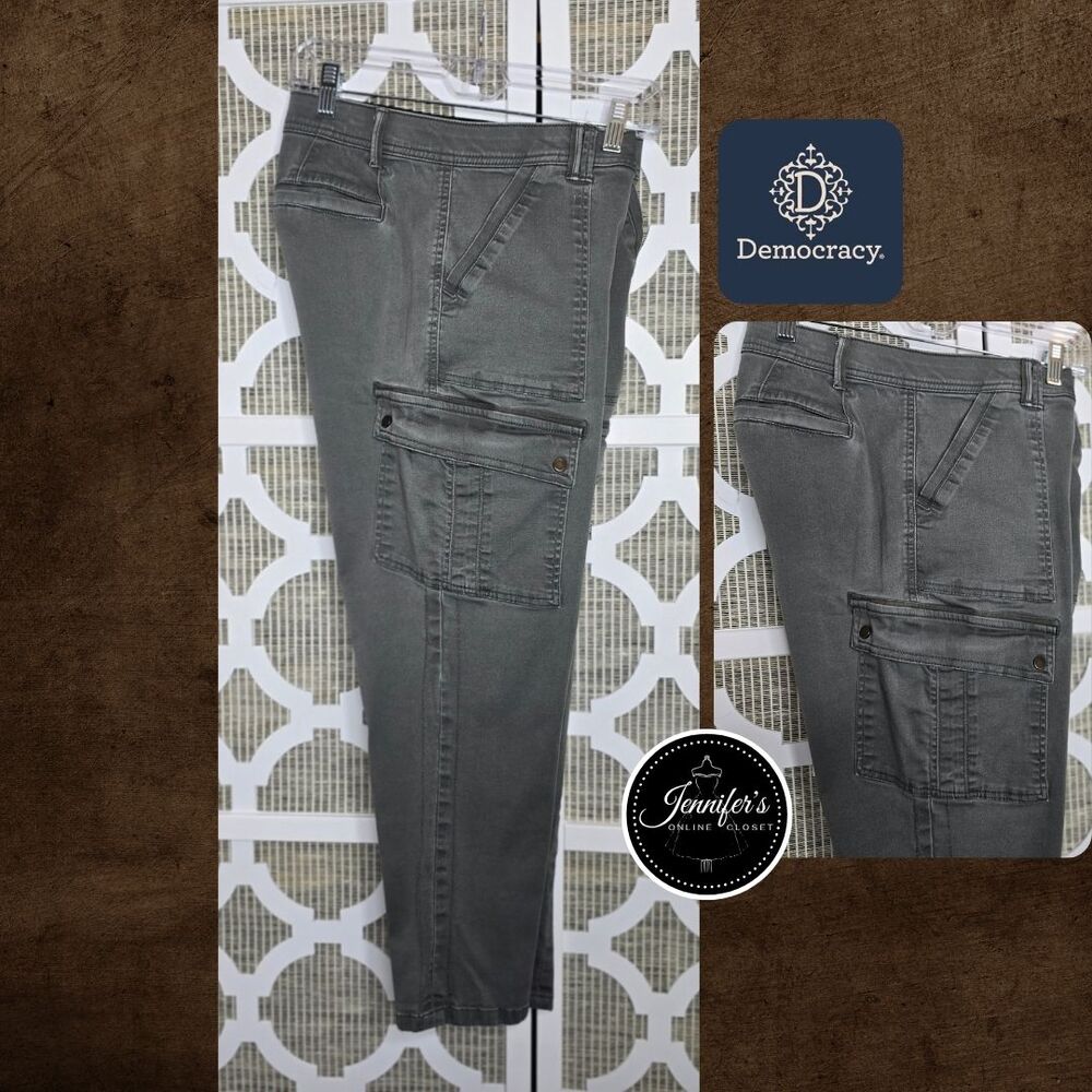 Democracy Women's Olive Green Ab Solution Mold & Hold Cargo Pants Size 10